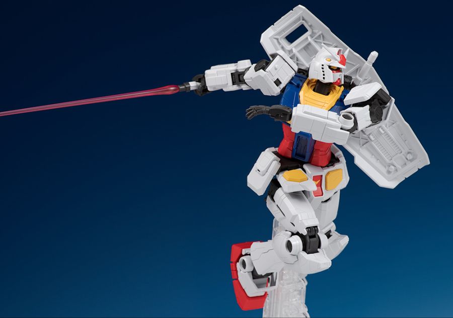 bandai_rx78f00071.jpg