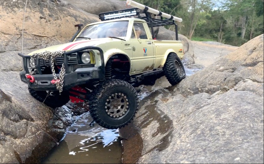 RC4WD Trail Finder2 Hilux 작은계곡에 다녀왔습니다_5.jpg