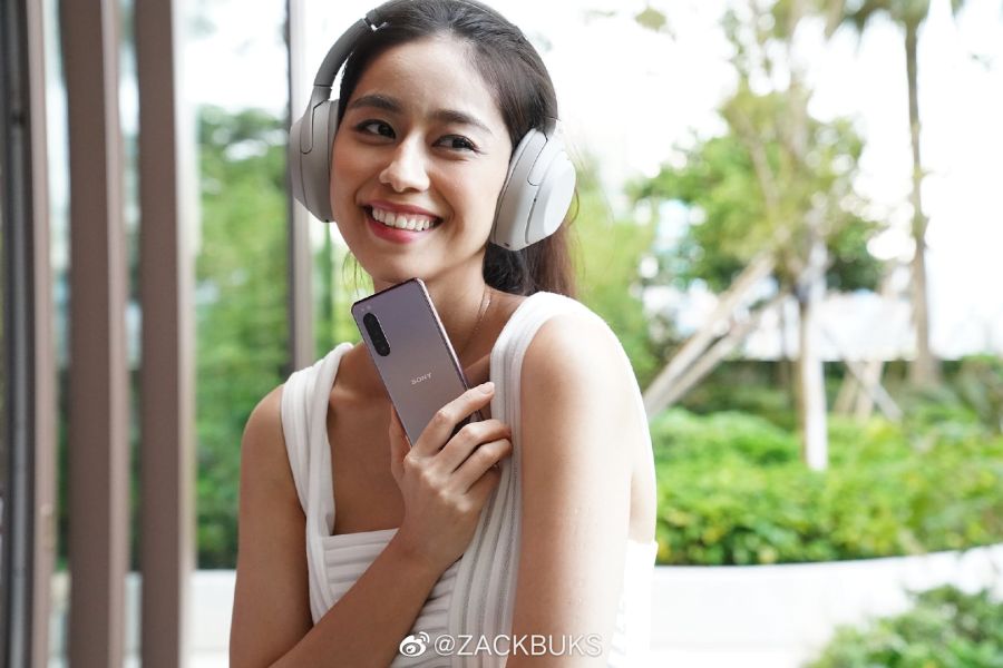 Sony Xperia 5II 공식 출시_9.jpg