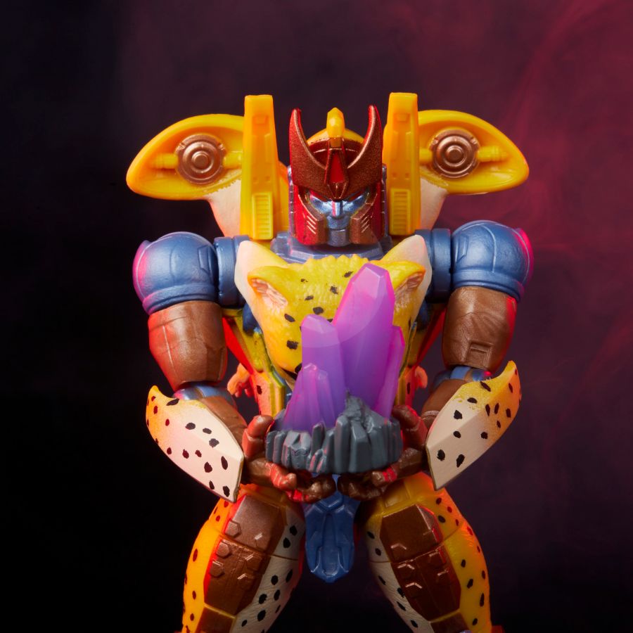 z-F0739_PROD_TRA_RED_BEAST_WARS_CHEETOR_128_Online_300DPI-.jpg