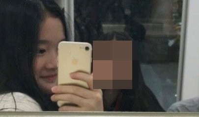 아이폰 쓰는 이재용 딸_1.jpg