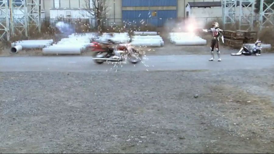 [가면라이더 덴오] 상위호환이었던 극장판 빌런들_159.jpg