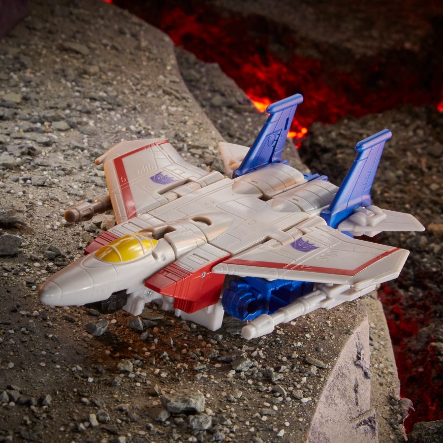 F0665-Core-Starscream-001.jpg