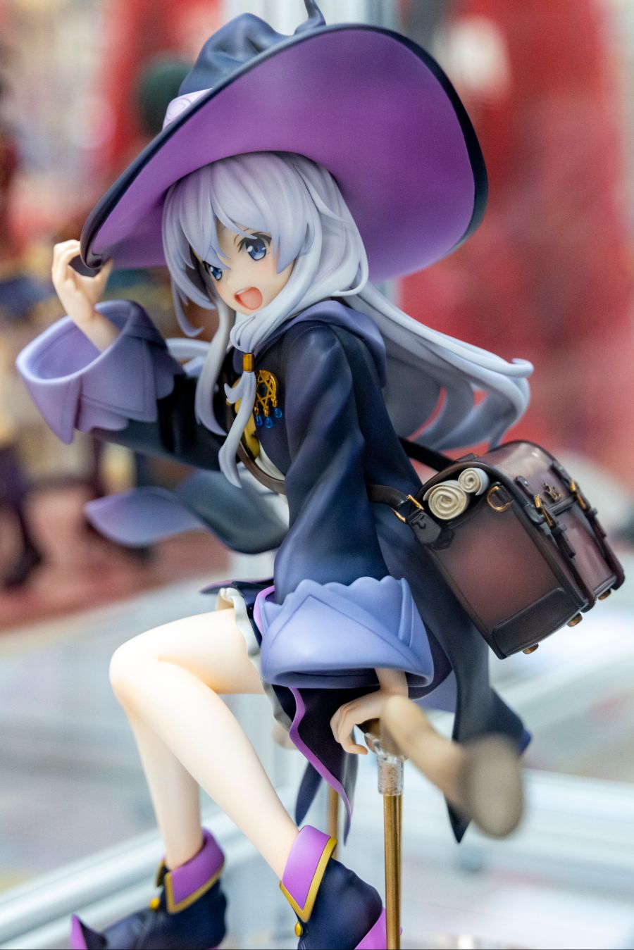 마녀의 여행) 원작자가 팬티는 안된다는 그 애니 근황_2.jpg