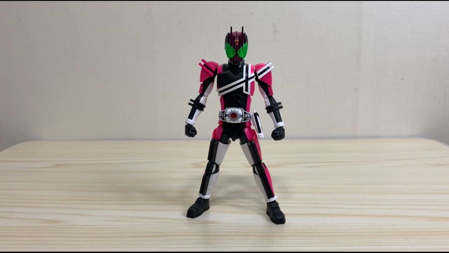 가면라이더_가면라이더 디케이드_kamenrider decade_피규어라이즈_피겨라이즈_반다이_프라모델_건담_건프라_figure rise standard_피겨 라이즈 스탠다드_피규어라이즈 스탠다드_건프라_bandai.mpeg_20201221_205145.321.jpg