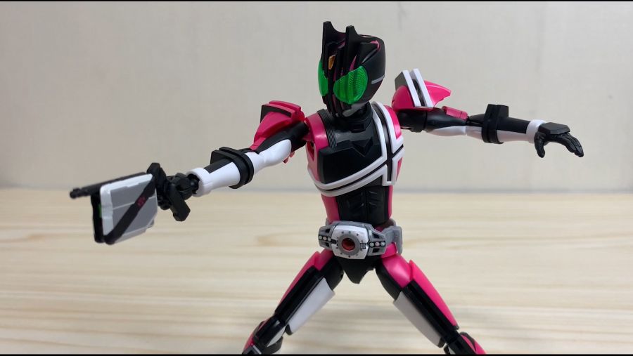 [피규어라이즈 스탠다드] 가면라이더 디케이드_10.jpg