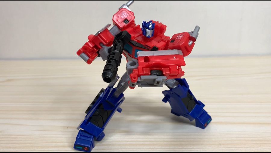 트랜스포머_옵티머스프라임_옵티머스_optimus prime_optimus_transformers_사이버버스_cyberverse_헬로카봇_또봇_carbot_tobot.mpeg_20210104_191926.935.jpg