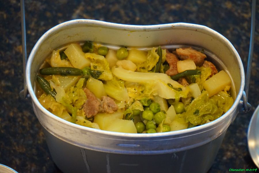 (브금) [덕국음식] 2차대전 독일군 채소스튜 & 피셸스타이너 아인토프_127.jpg