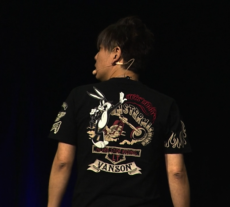 Naoki-Yoshida-2018-Las-Vegas-Fan-Fest-T-shirt.png