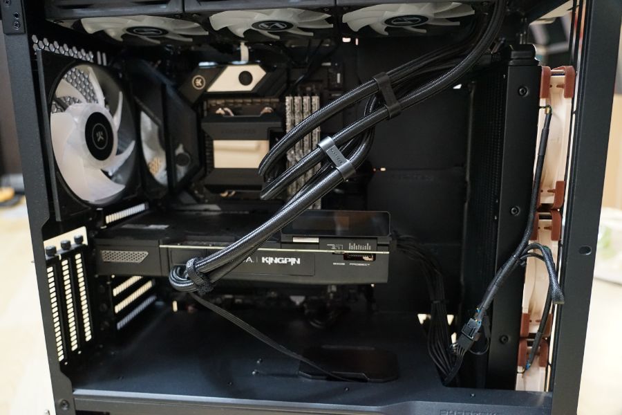 RTX 3090 Kingpin_10.jpg