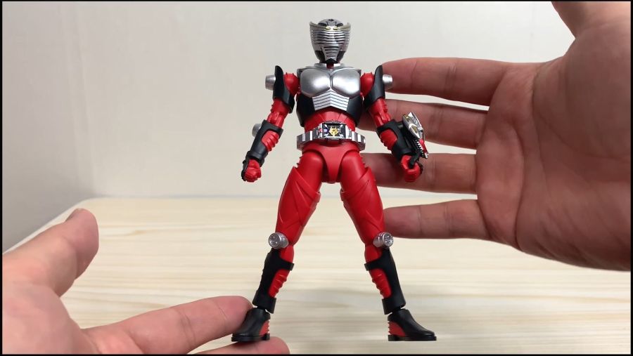 [피규어라이즈 스탠다드] 가면라이더 류우키_3.jpg