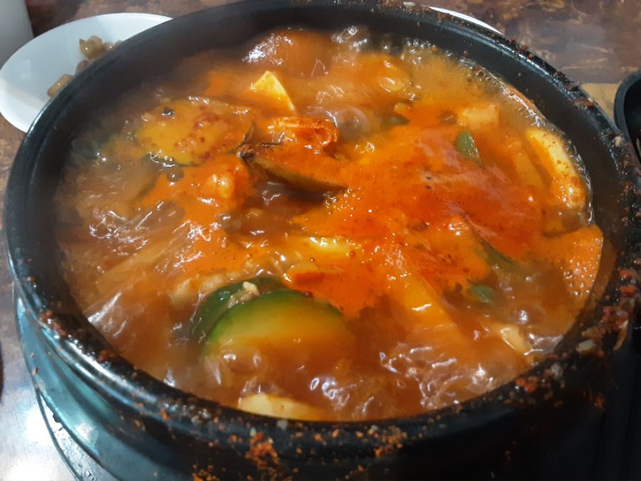 미국 시골의 두 한국 식당, 같은 메뉴 비교._6.jpg