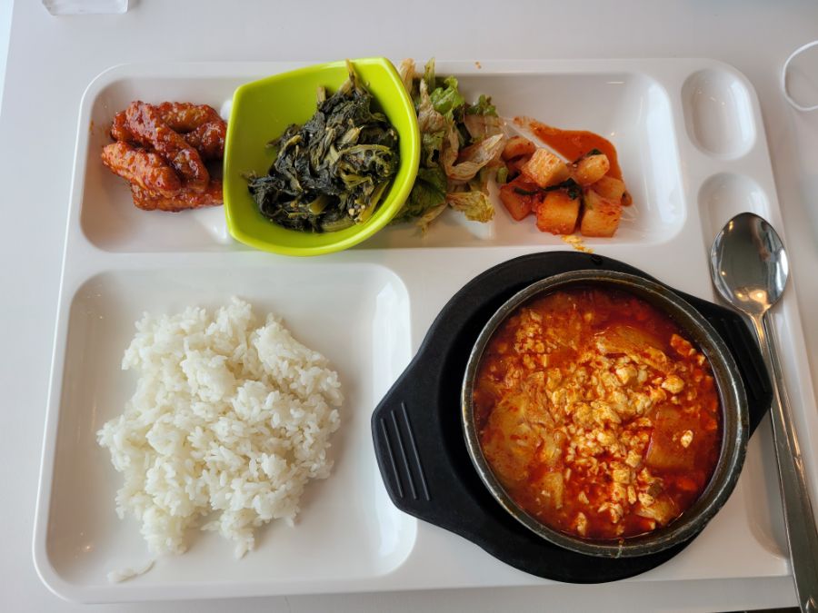 우리회사 사내식당 메뉴들