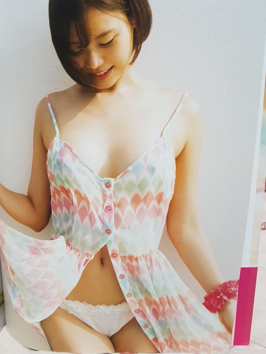 二階堂夢1st寫眞集 ハツユメ - 니카이도 유메 사진집_3.jpg