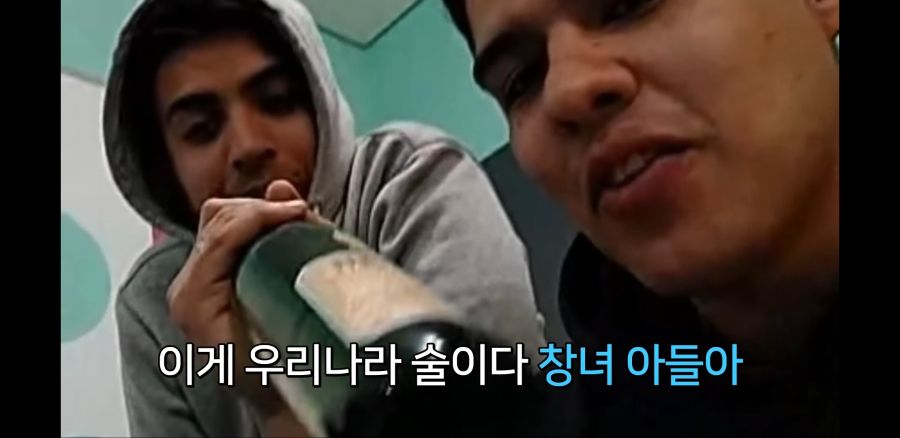 Screenshot_20210801-205532_YouTube.jpg