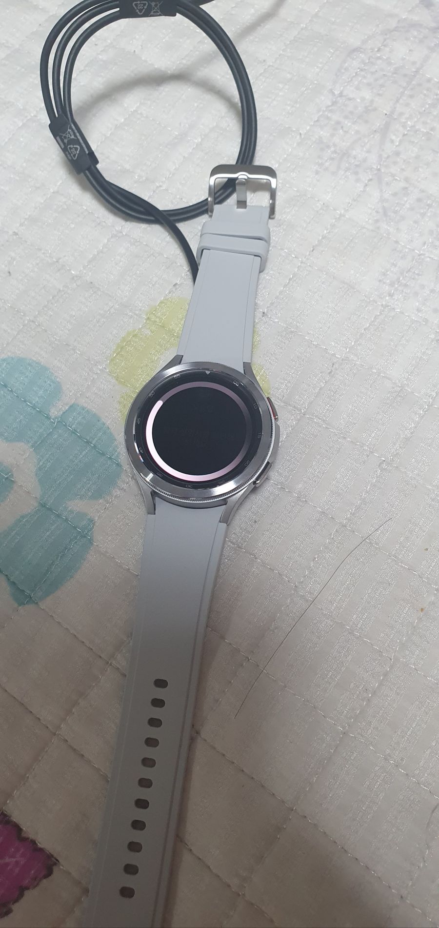 z플립3 만져봤어요_2.jpg