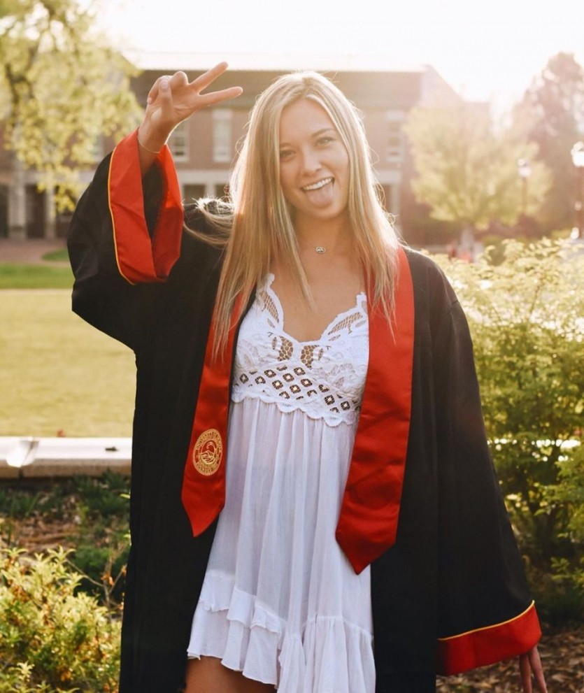 카메라에 끼부리는 여자배구 용병_4.jpg