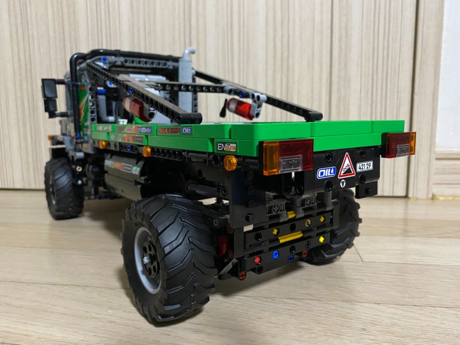 레고 테크닉 42129 4x4 메르세데스 벤츠 제트로스 트라이얼 트럭_7.jpeg