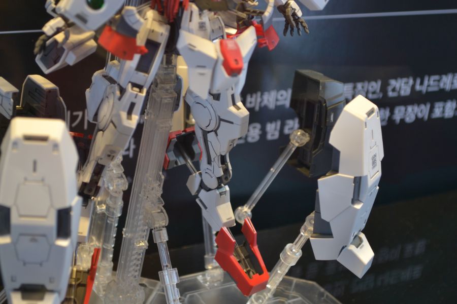 MG 바체 전시 13.JPG