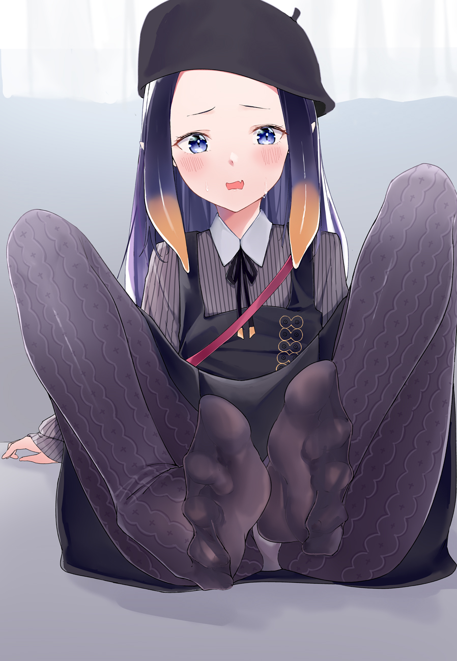 여자 발 보고 꼴린다는 놈들 특징.jpg_15.jpg