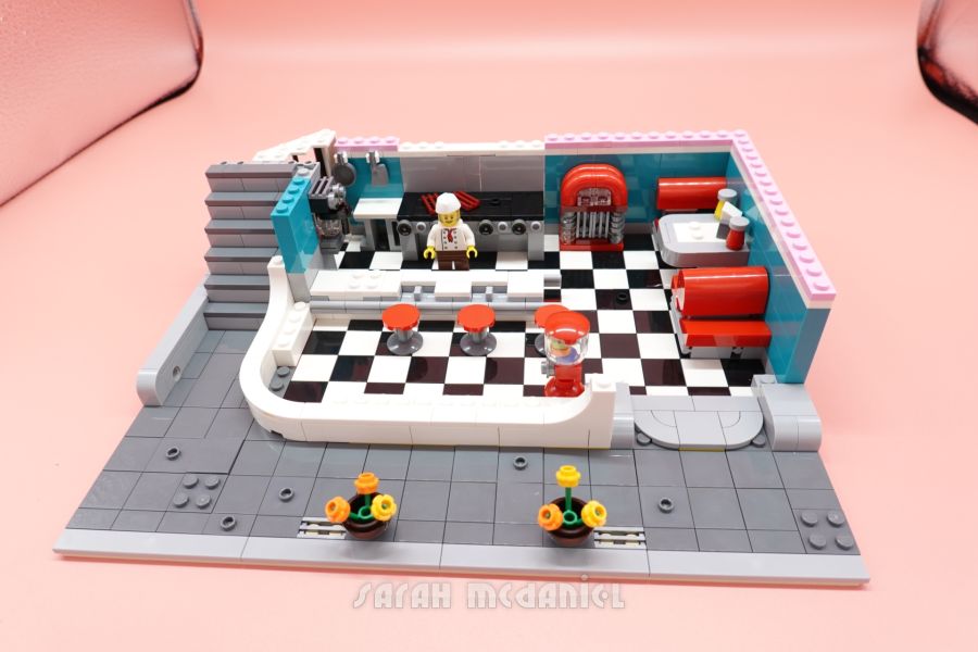 [크리에이터엑스퍼트] 10260 다운타운레스토랑_4.jpg