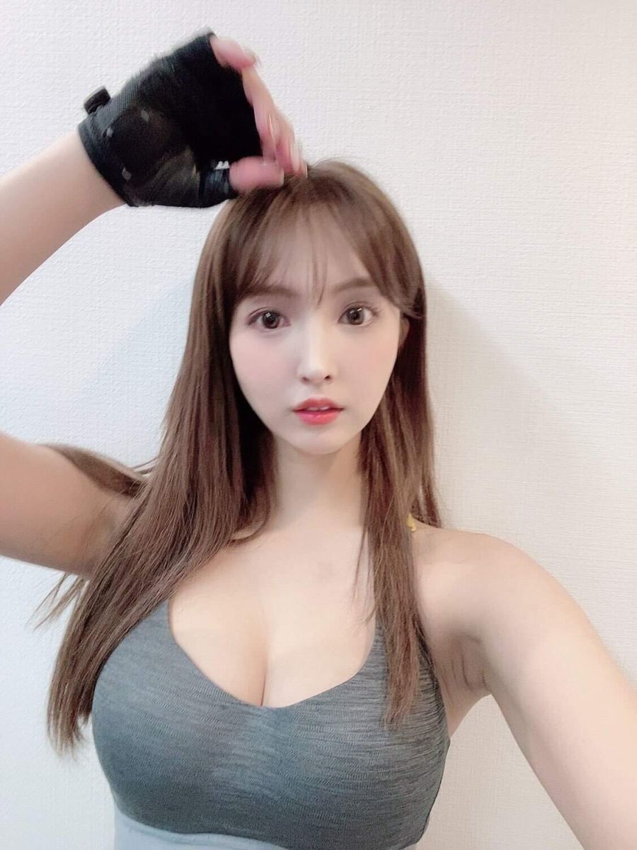 운동하는 미카미 유아 | 유머 게시판 | RULIWEB
