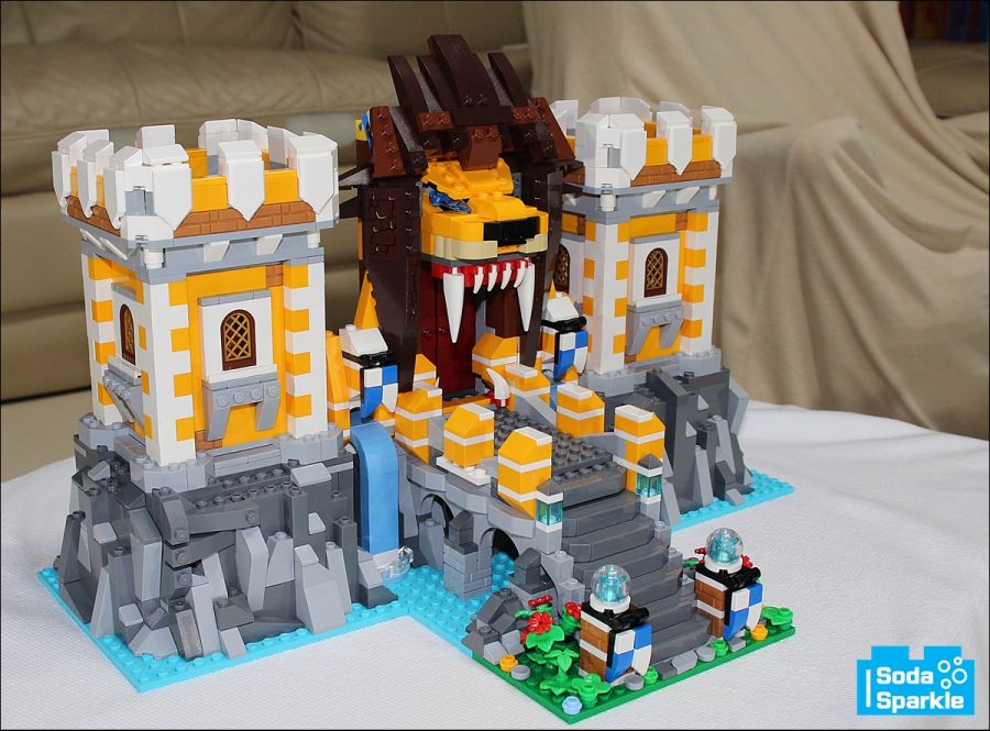 lego Lion Castle MOC_IMG_9210.JPG