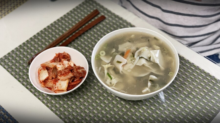 야탑에서 수제비, 국밥 먹었습니다 - 분당 야탑, 오백국수/더진국 | 음식 갤러리 야탑에서 수제비, 국밥 먹었습니다 - 분당 야탑, 오백국수/더진국... 