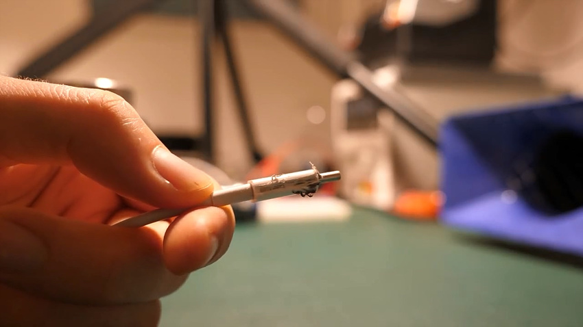 세계 최초로 아이폰에 USB-C 를 넣는데 성공한 외국 공대생_5.jpg