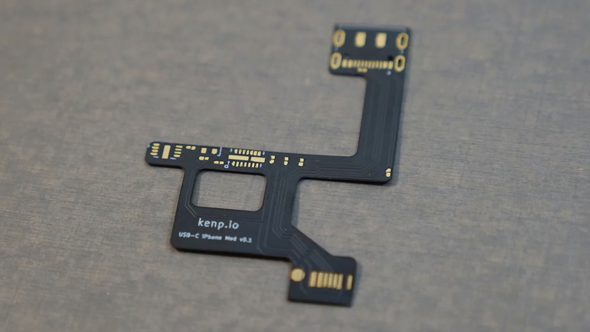 세계 최초로 아이폰에 USB-C 를 넣는데 성공한 외국 공대생_13.jpg
