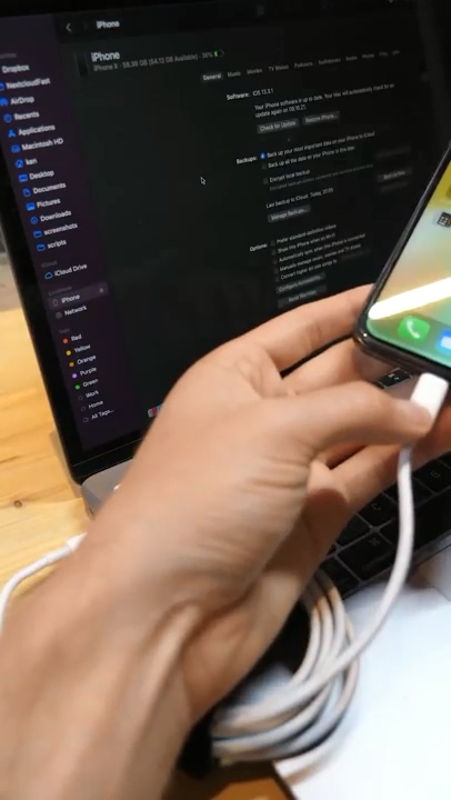 세계 최초로 아이폰에 USB-C 를 넣는데 성공한 외국 공대생_24.jpg