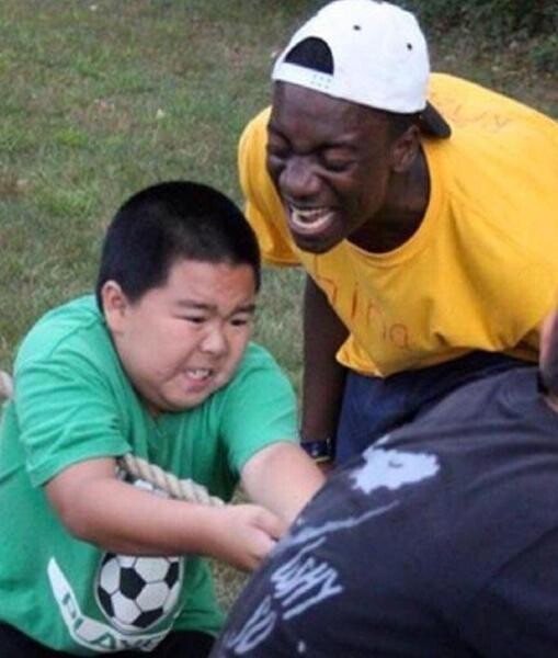 "크큭... 내 힘이 필요하지 않나? 이기고 싶을텐데? 쉽게 이길 수 있다구??"_1.jpg