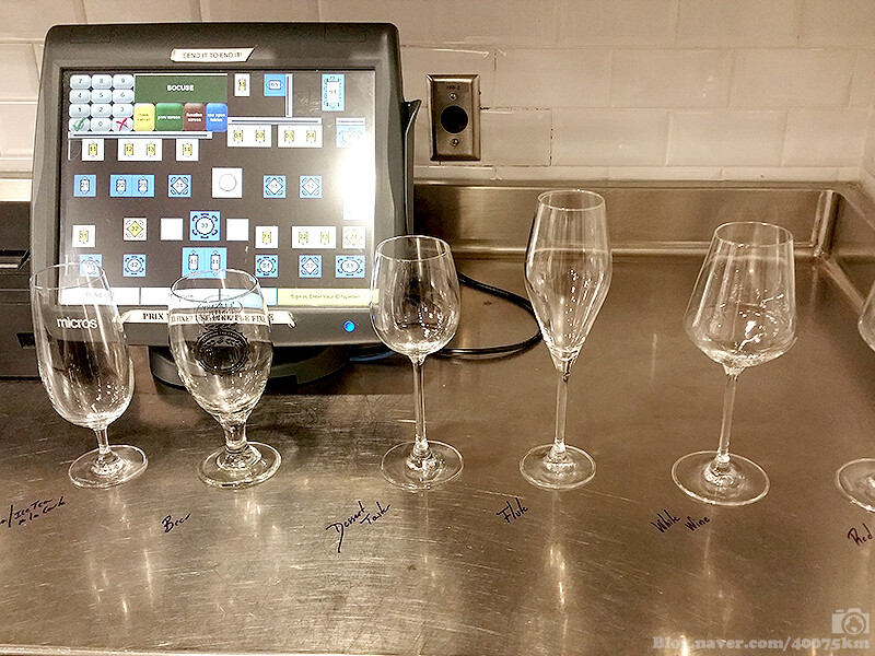 미국 요리학교 CIA: 요리의 완성, FOH_6.jpg