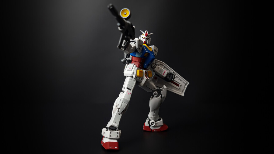 [건프라 RG 백과사전] NO.1 RX-78-2 퍼스트건담 상세리뷰 _부분도색_8.jpg