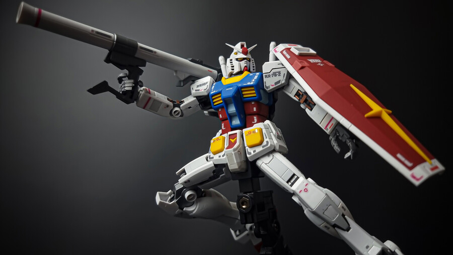 [건프라 RG 백과사전] NO.1 RX-78-2 퍼스트건담 상세리뷰 _부분도색_10.jpg