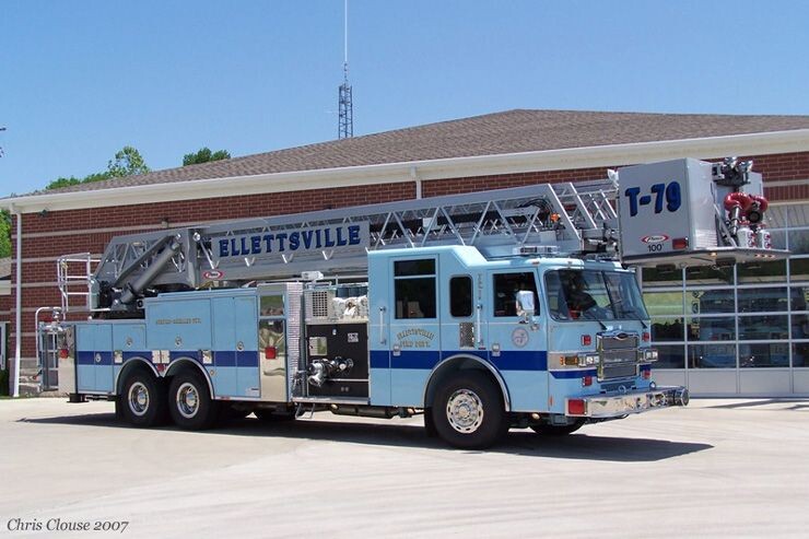 의외로 미국 소방차에는 색상 규정이 없다고 함_4.jpeg