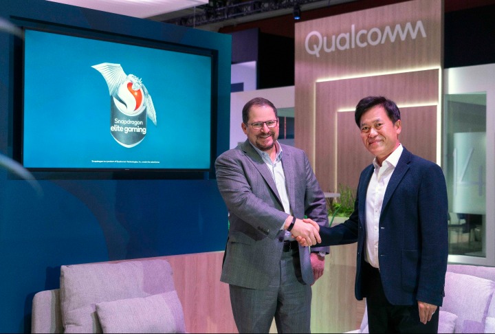 SK Square Vice Chairman Park Jeong-ho meets with Qualcomm CEO-2.jpg