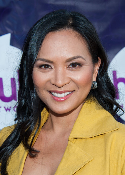 사카이 진이나 유나 모델링이 당연히 일본쪽 배우나 성우일꺼라고 생각했는데_2.jpg