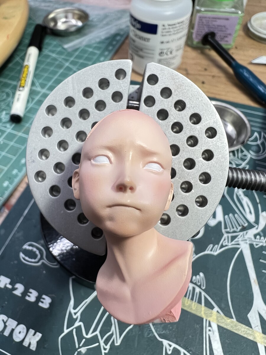 1/7 레진 피규어 완성 'Take your time'_7.jpeg