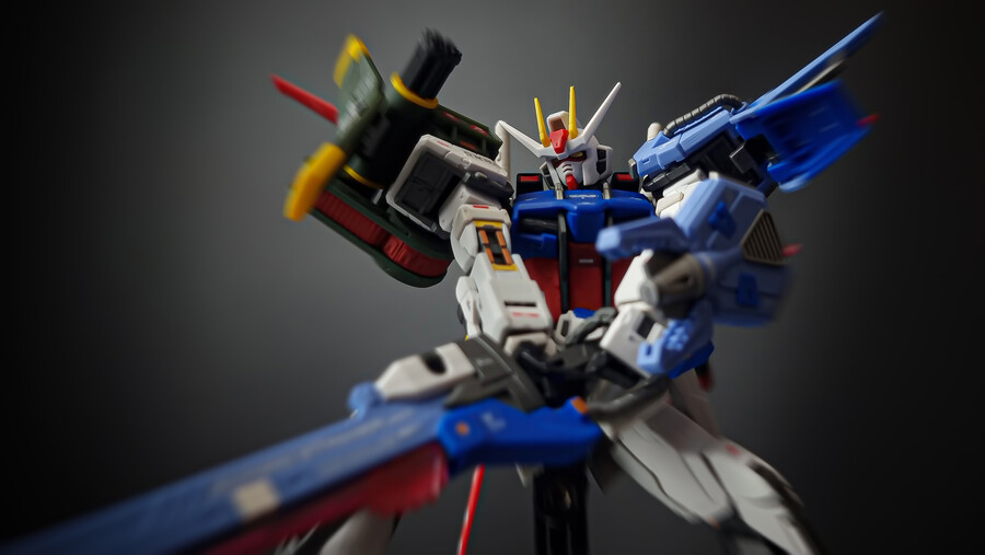 [건프라 rg 6번 스카이글래스퍼] 합체! 부분도색 팁_소드, 런쳐, 에일팩_8.jpg