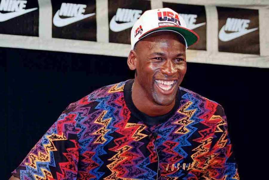 Michael-Jordan-Sweater-1992.jpg