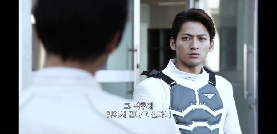 [가면라이더 리바이스] 그저 리바이스가 가면라이더 하는것일 뿐 2_6.jpg