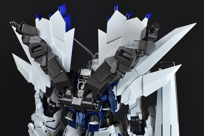 PG 유니콘 건담 퍼펙티빌리티 해외 리뷰 [디스트로이 모드] (스크롤 주의)_31.jpg