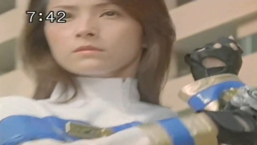 [가면라이더쿠우가]매력적인 장미누님_102.jpg