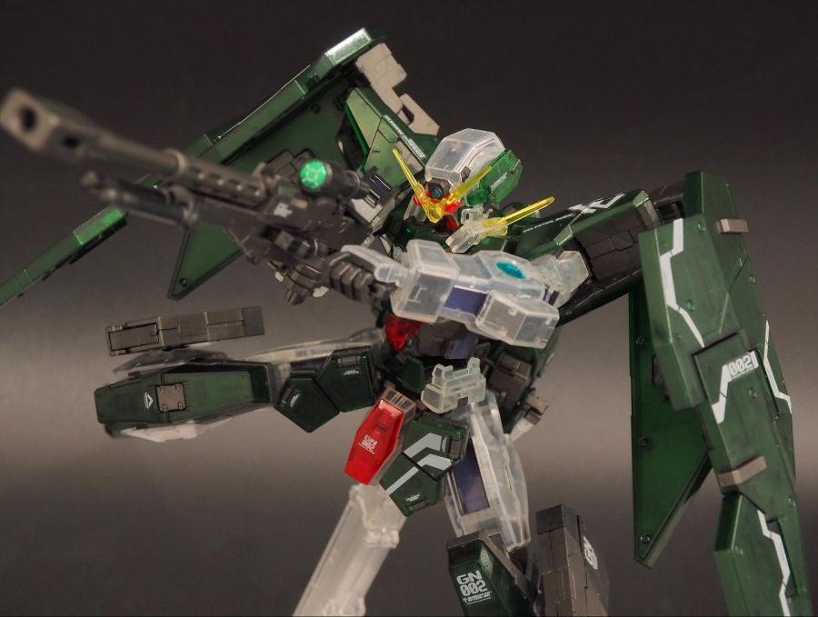 MG 건담 듀나메스 [클리어 컬러] 샘플 사진_1.jpg