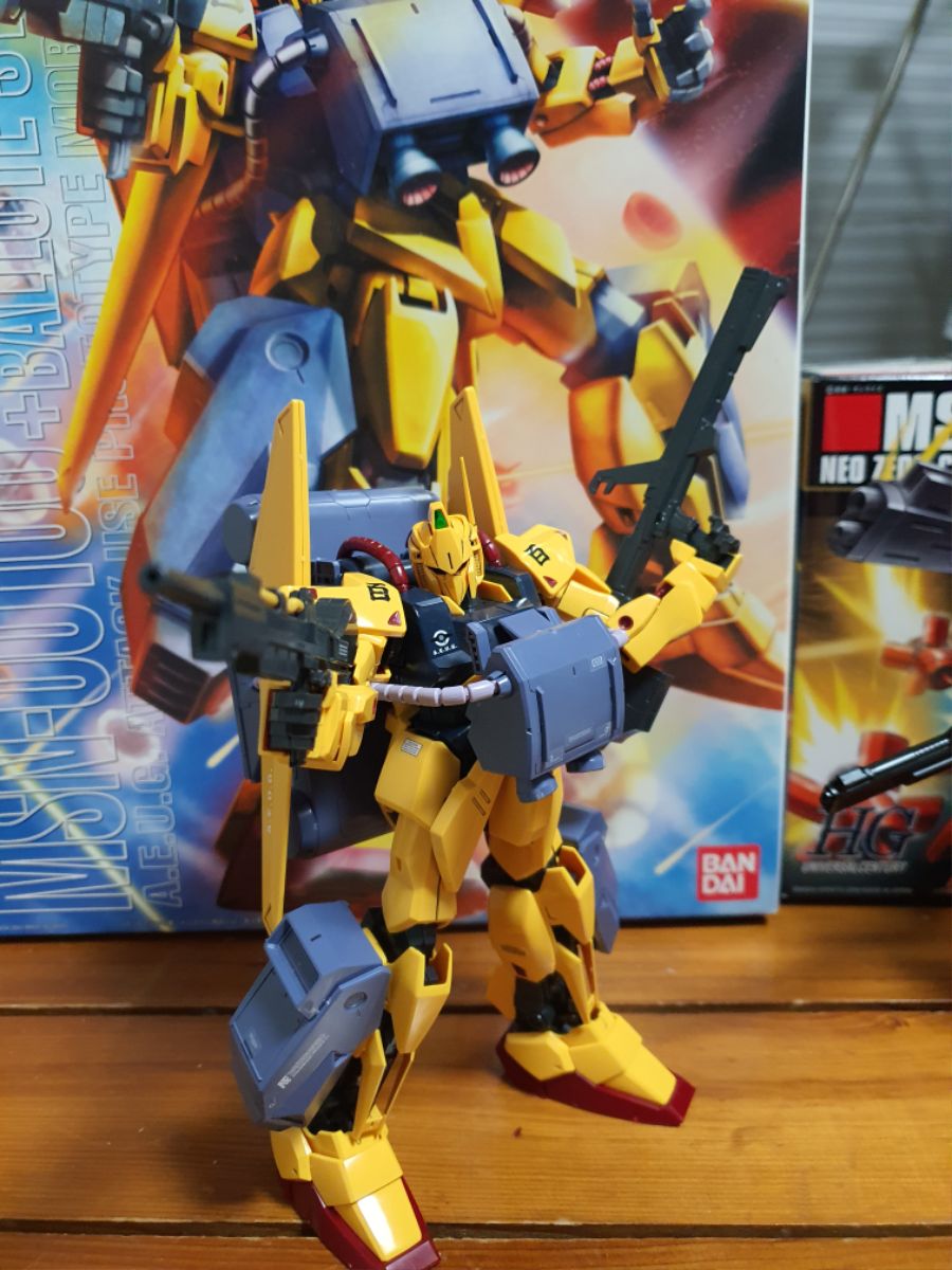 샤아 2기체 (MG 백식&밸류트 시스템, HGUC 사자비) 조립했네요_2.jpg