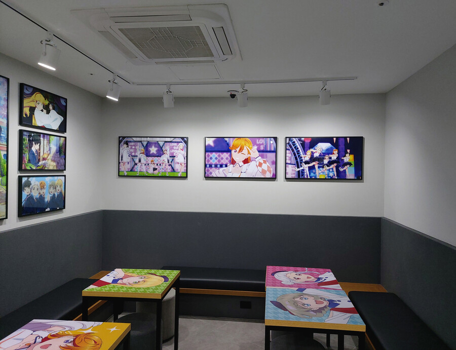 러브라이브! 슈퍼스타!! X 애니플러스 콜라보 카페_23.jpg