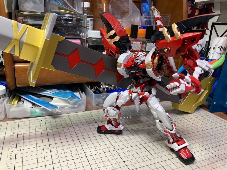 HIRM 1/100 레드 프레임 파워드 레드 + 150 가베라 사이즈 작례_3.jpg