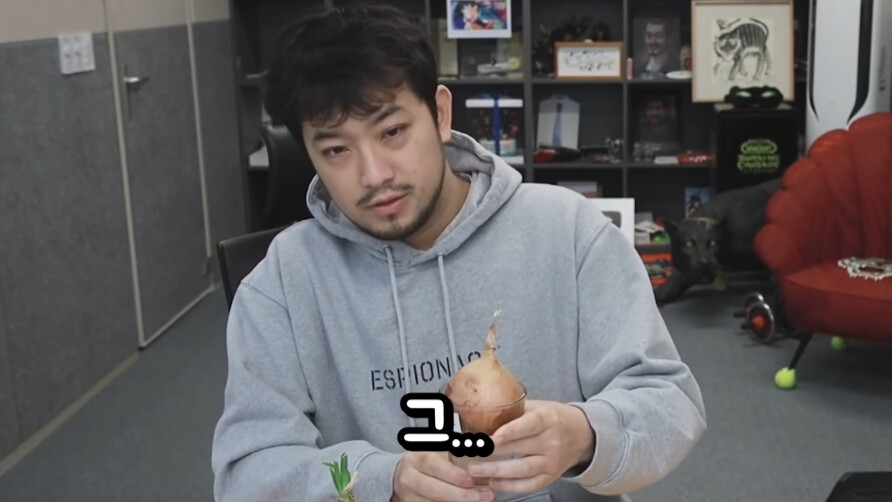 인방) 칭찬 양파 - 비난 양파 실험 근황_2.png