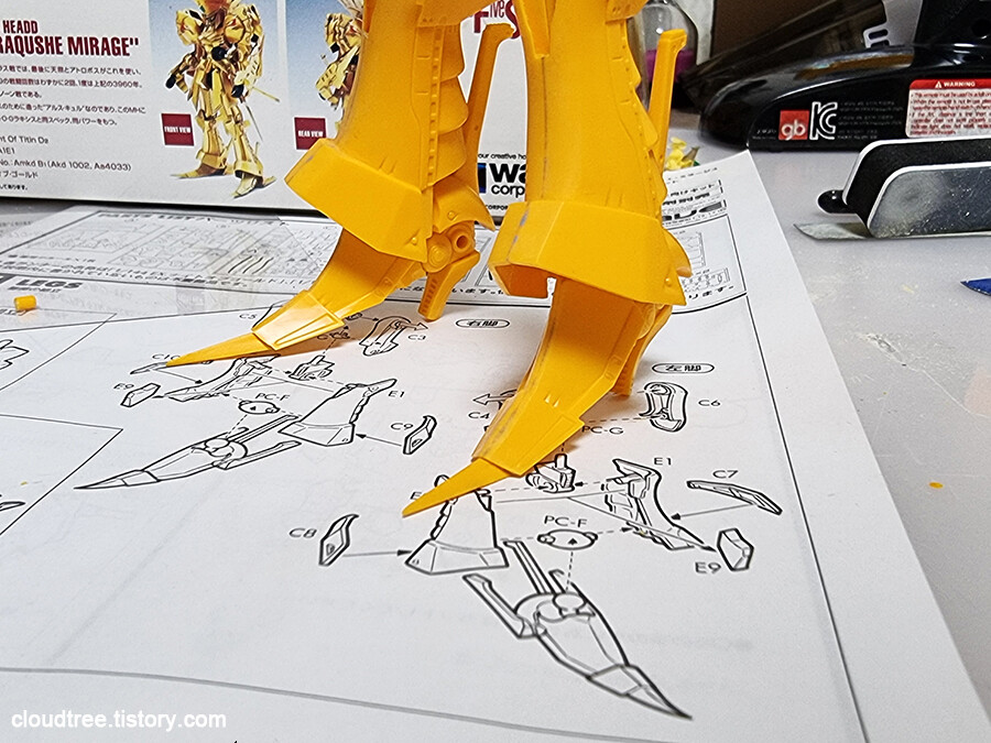 WAVE 1/144 K.O.G AT - 파트락쉐 미라지_3.jpg